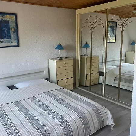 דירה Gaestehaus Kesselshain בורנה