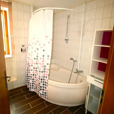 Gaestehaus Kesselshain *